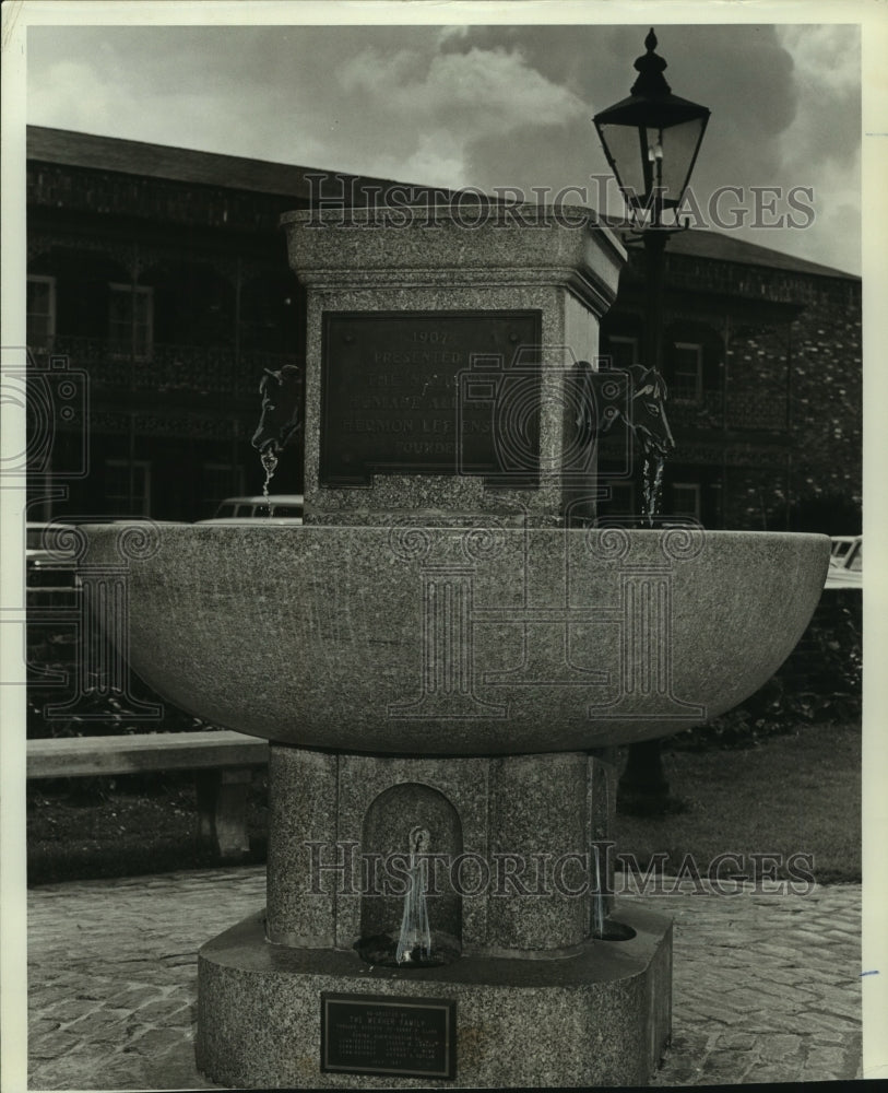 1971 Fountain at Mobile Housing Building, Alabama - Historic Images