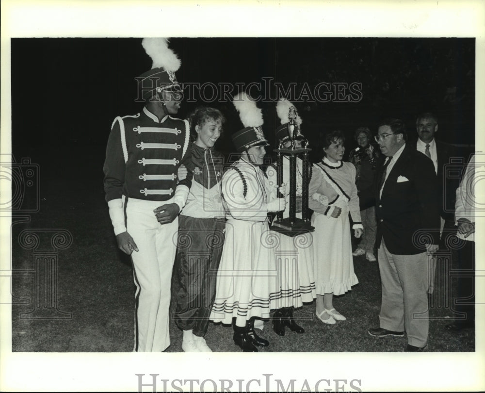 1991 Press Photo Receiving Award at Band Festival, Alabama - amra07575- Historic Images