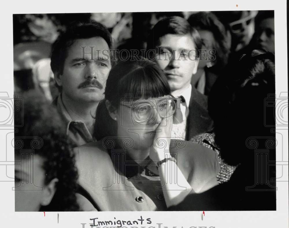 1991 Press Photo Margaret Sales after Swearing In as U.S. Citizen in Stamford - Historic Images