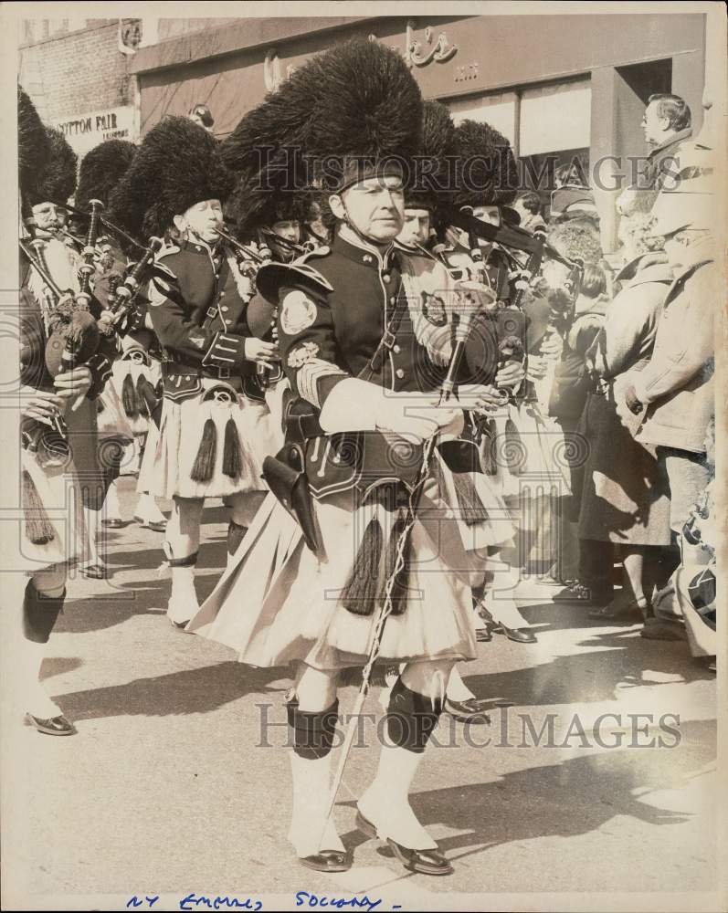 1980 Press Photo New York Emerald Society in St. Patrick's Day Parade, Greenwich - Historic Images