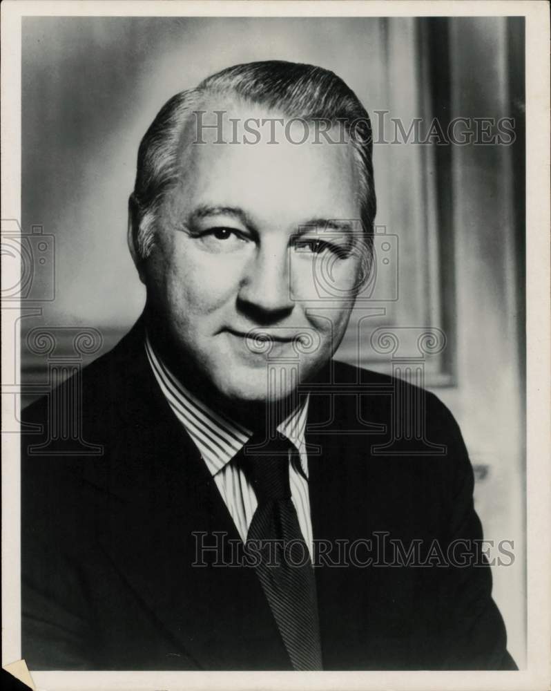 Donald Smiley 1979 Press Photo Donald B. Smiley, Chairman and CEO, R. H. Macy and Co ...