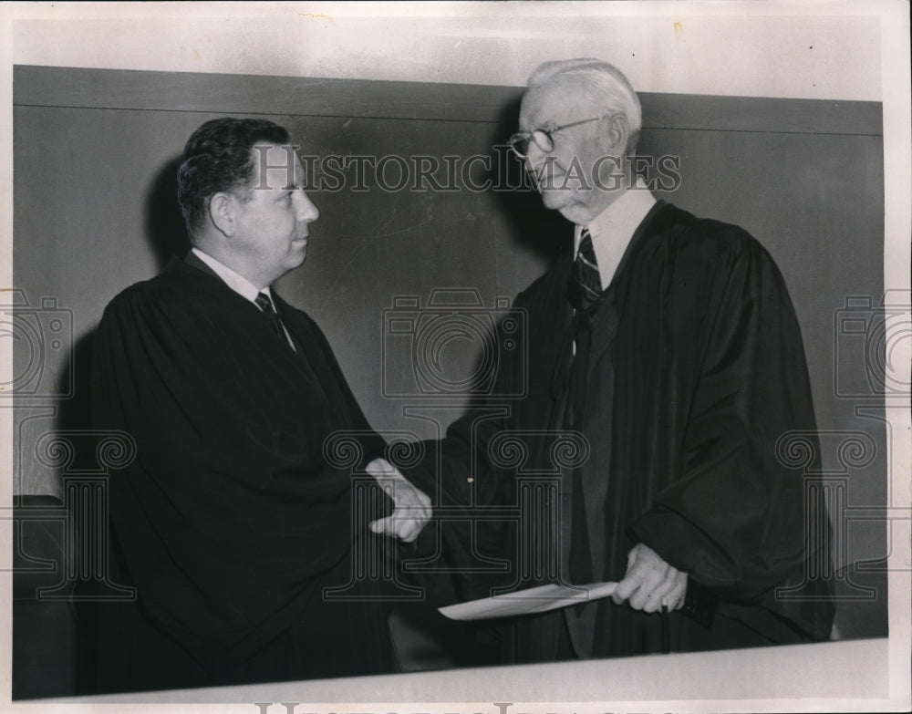 1961 Press Photo Common Pleas Judge Frank J. Battisti - Historic Images