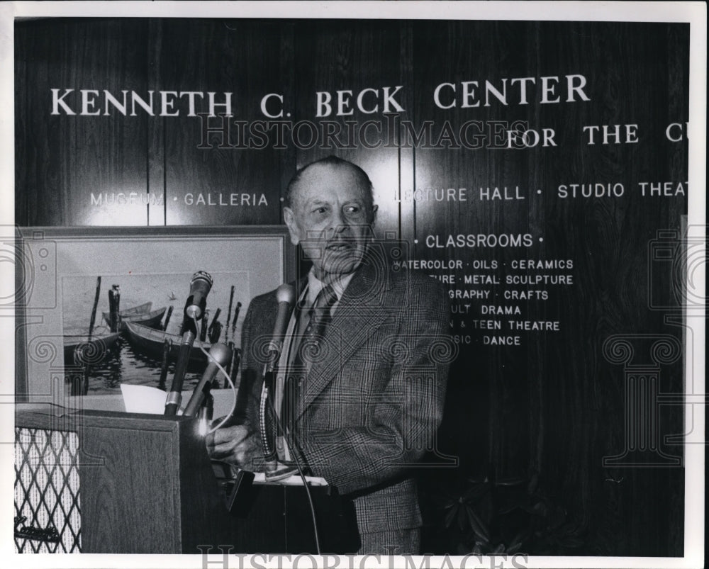 1974 Press Photo Kenneth C. Beck - Historic Images