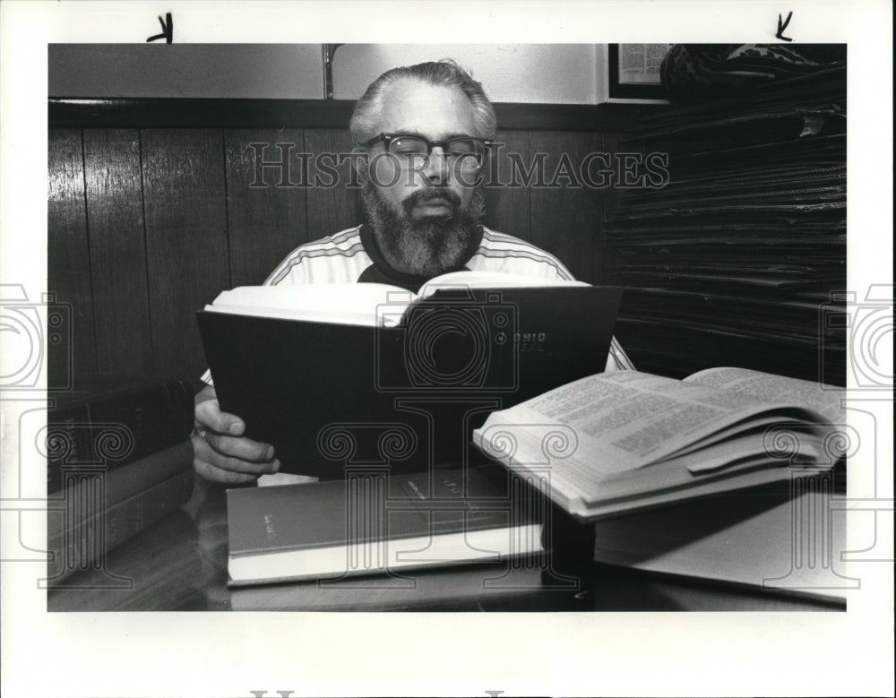 1983 Press Photo Lawyer Gerald A. Belfer Wins Law Suit - Historic Images