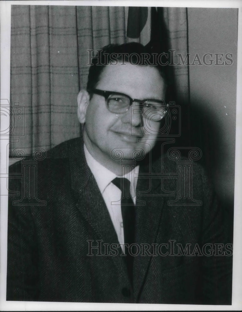 1968 Press Photo Mayor S. John Ballard of Akron,Ohio. - Historic Images