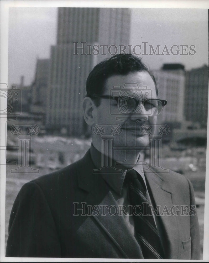 1972 Press Photo Mayor John S. Ballard of Akron, Ohio. - Historic Images