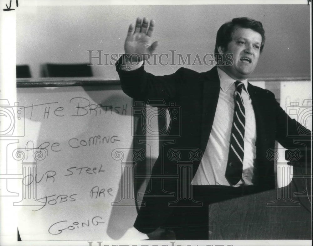 1973 Press Photo Don Bailey speaker at press conference US Steel Workers Div HQ - Historic Images