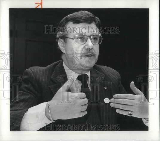 1981 Press Photo TWA Secretary of Airline Pilots Ass'n Capt Thomas Ashwood - Historic Images