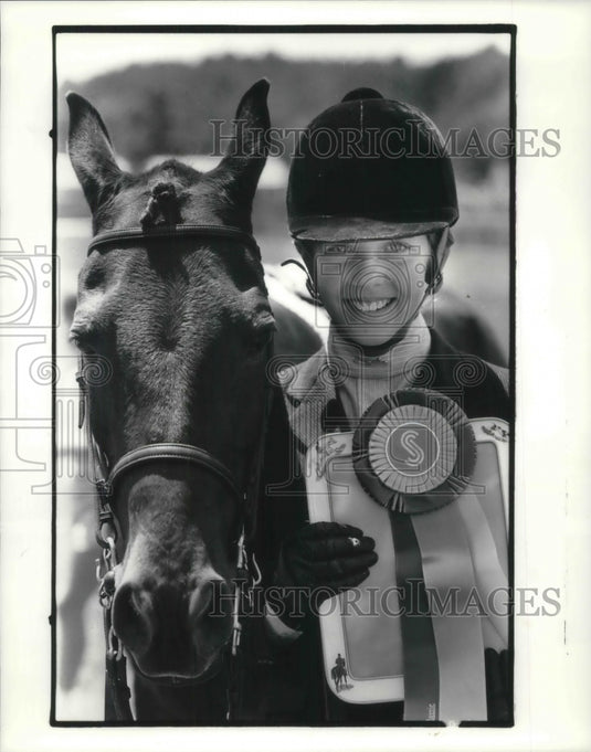 1985 Press Photo Samantha Baker, 11 Local Childrens pony champ & horse Windsong - Historic Images