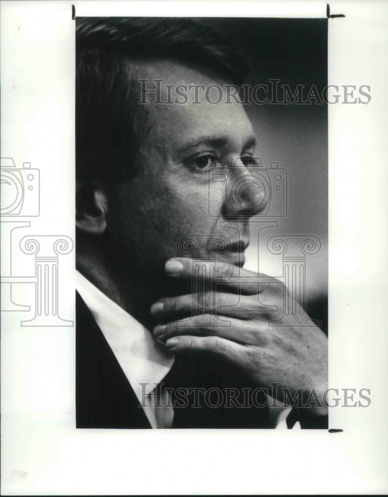 1987 Press Photo Bruce Babbitt to speak at the podium - Historic Images