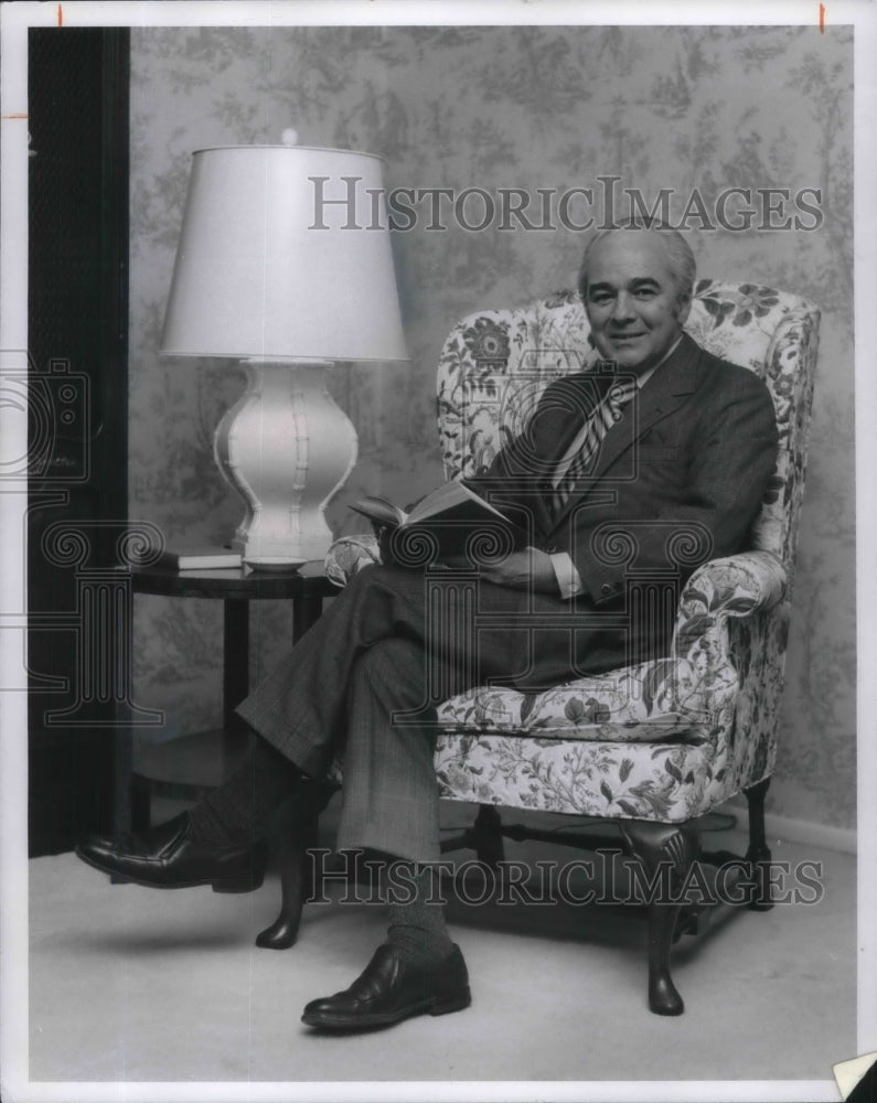 1971 Press Photo Warren G. Arnett, Pres. of the Nat&#39;l Soc. of Interior Designers - Historic Images