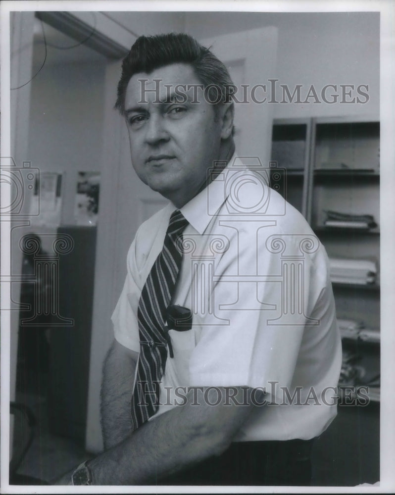 1973 Press Photo Ralph Buona Ashtabula School Board Member - Historic Images