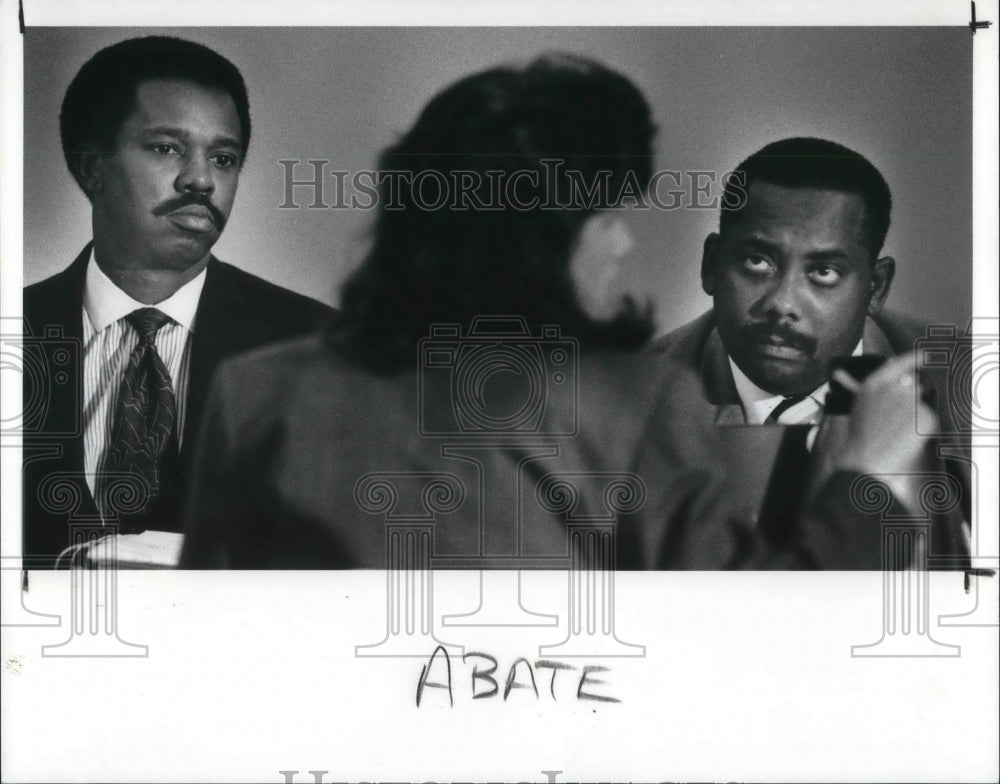 1989 Press Photo Charles Brown, Tyrone Bolden Tax abatement Commission - Historic Images