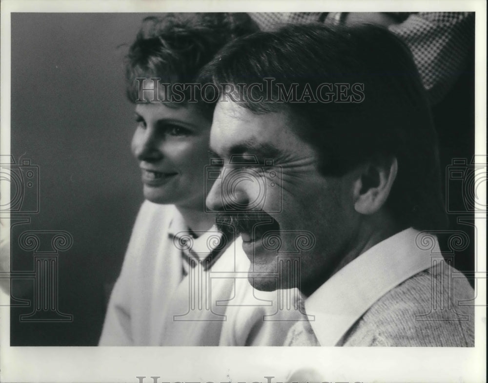 1989 Media Photo Terri L. Burkhard and husband William T. Lottery winners - Historic Images