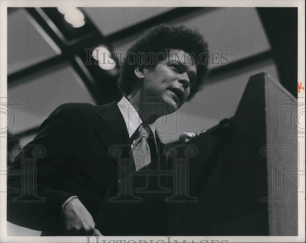 1973 Media Photo Julian Bond, Georgia Legislator in Cleveland - Historic Images