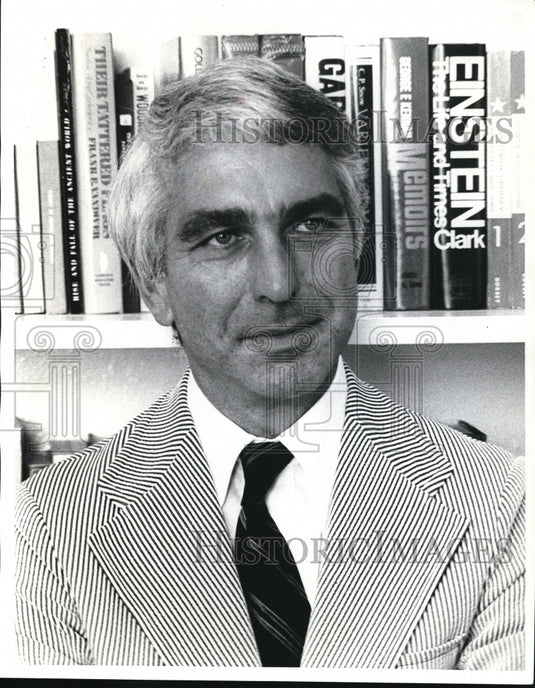 1972 Press Photo Vannese Bennis - Historic Images