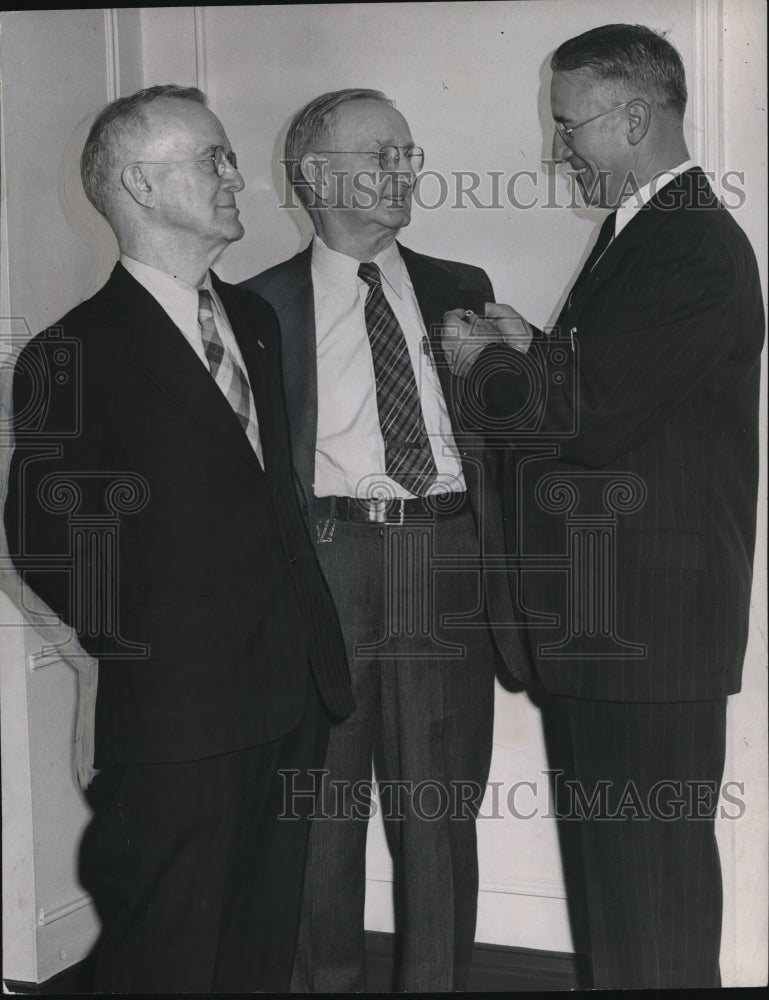 1946 Press Photo Edward B. Birmingham, George B. Havey w/ John A. Parker - Historic Images