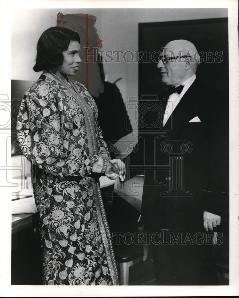 1959 Press Photo Marian Andrrson Contralto Singer and Sol Hurok Impressario - Historic Images