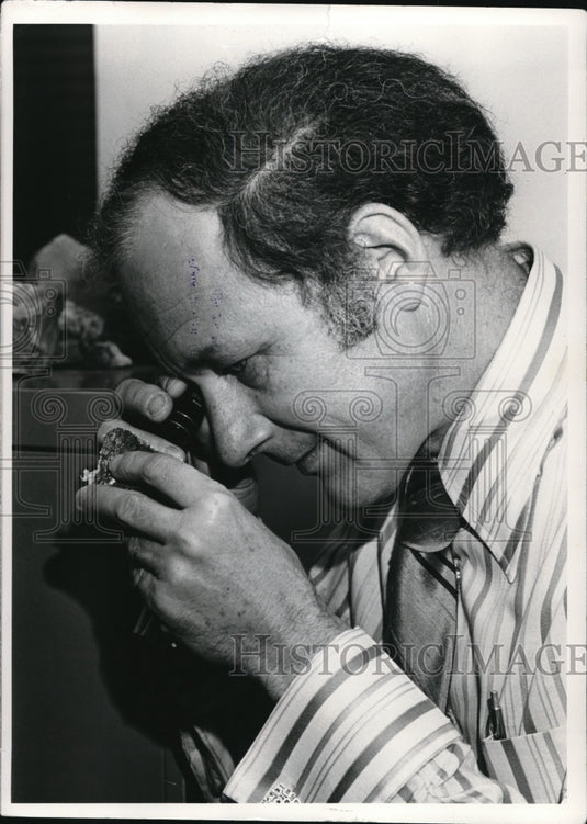 1972 Press Photo Martin Abzug Stockbroker and Novelist - Historic Images