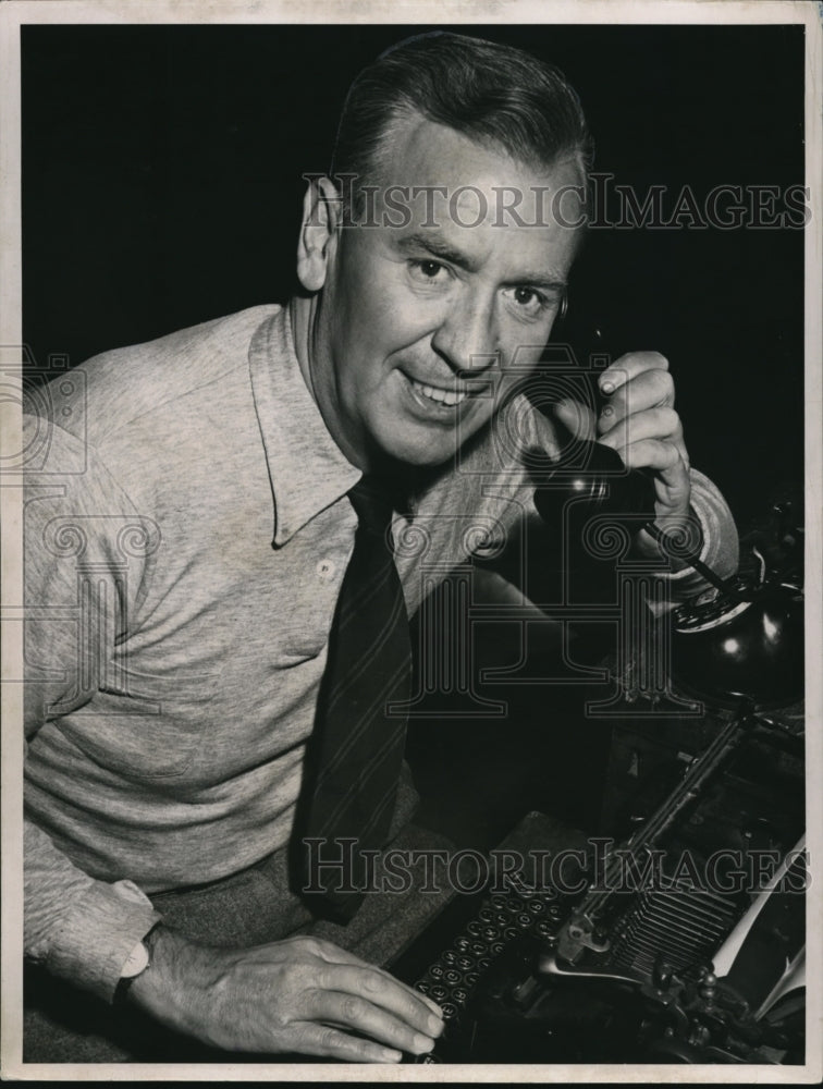 1953 Press Photo Howard Beaufort News Reporter - cva05552 - Historic Images