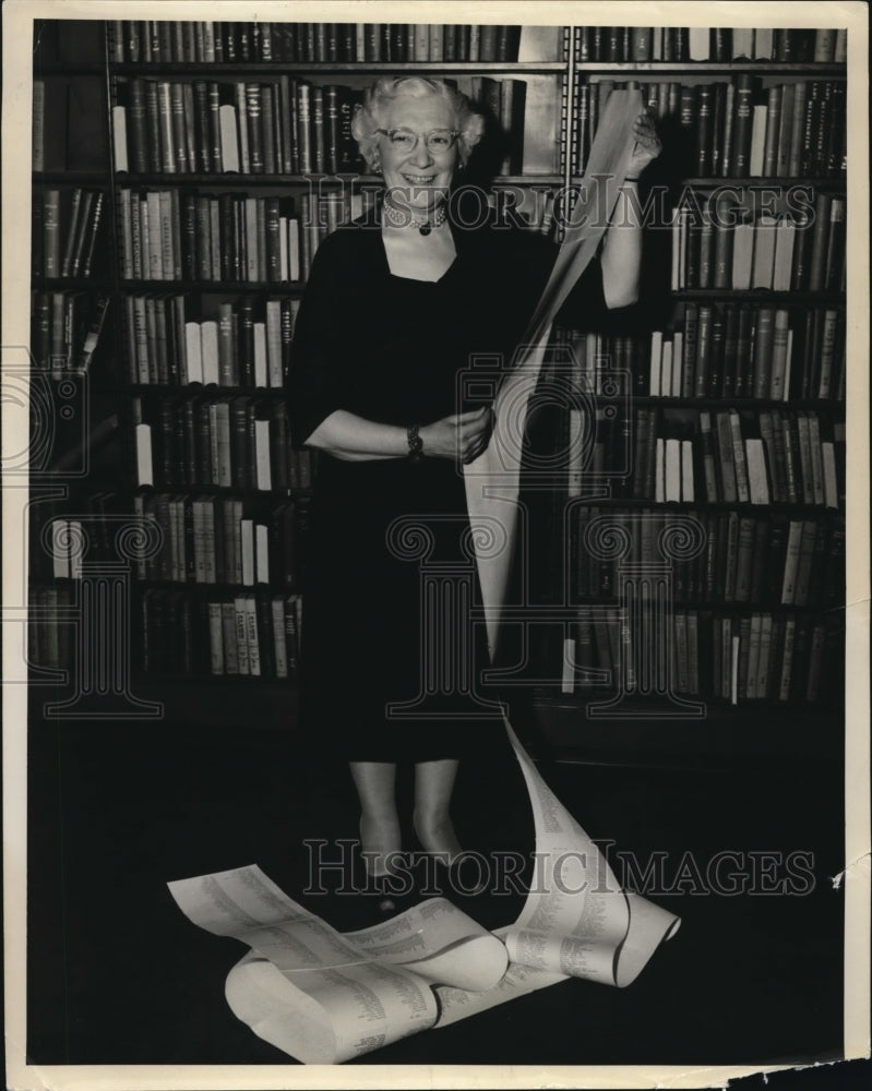 1956 Press Photo Mrs. Beatley Cleveland public Library - Historic Images