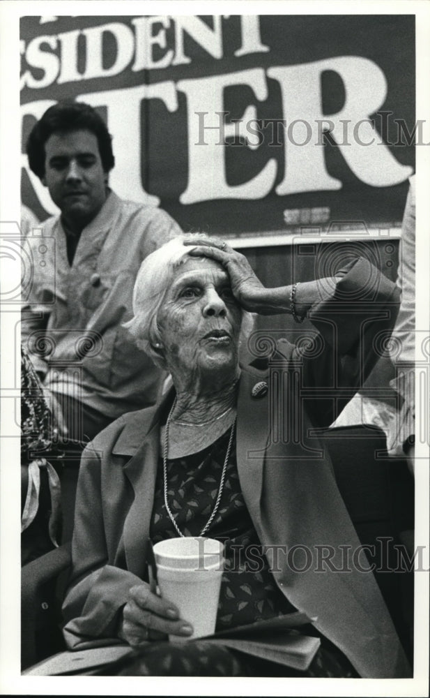 1980 Press Photo Miss Lillian - Historic Images