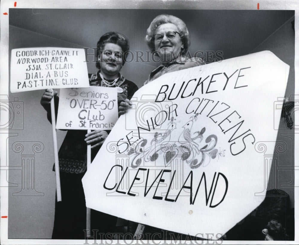 1975 Press Photo Mildred Cappaton and Elizabeth Mudri co-chairmen - cva06237 - Historic Images