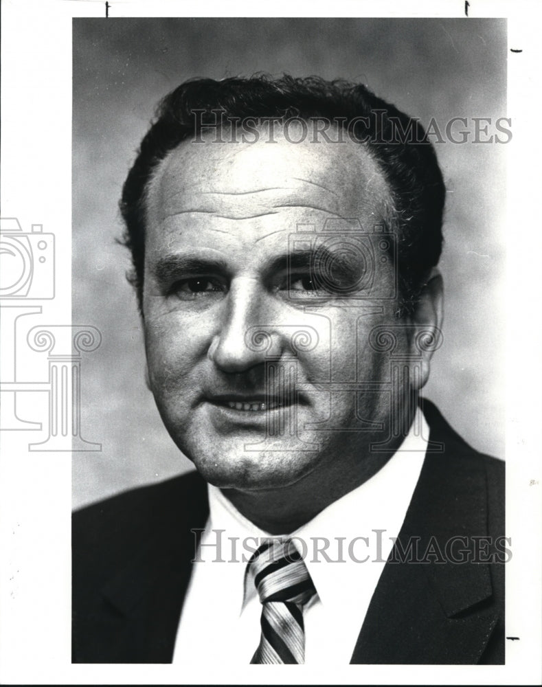 1987 Press Photo Jack D. Burstein, C.E.O. of Trans Capital &amp; Financial corp - Historic Images