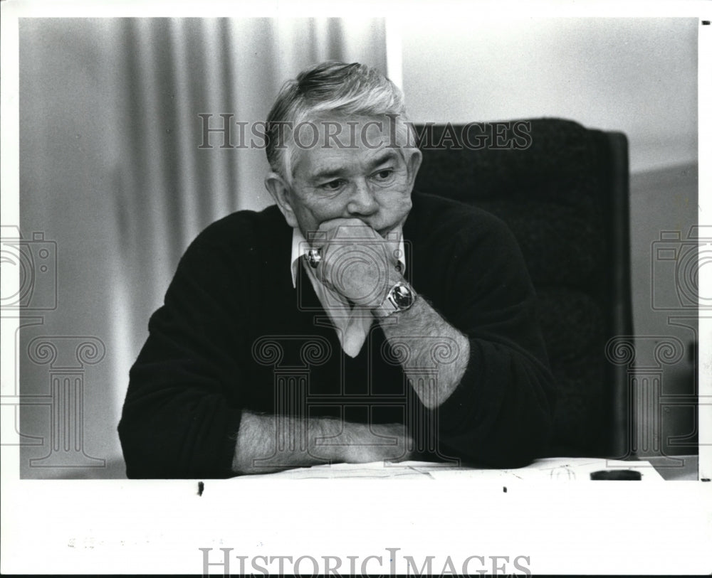1989 Press Photo Cleveland Browns coach Bud Carson - Historic Images