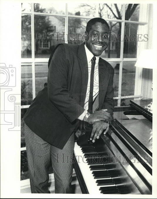 1989 Press Photo Lafayette Carmon Young Jazz Pianist. - Historic Images