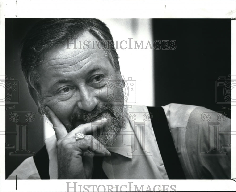 1989 Press Photo Governor Richard F. Celeste about peace initiative - Historic Images