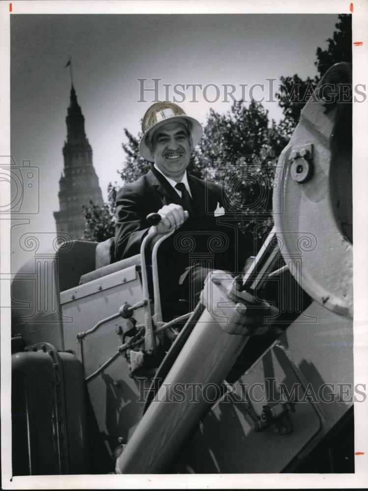 1961 Press Photo Mall Groundbreaking Mayor Anthony J. Celebrezze - Historic Images