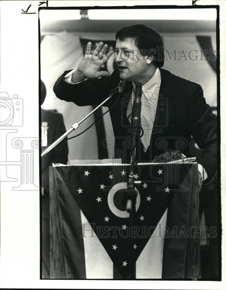 1983 Media Photo Celeste at a Campaign stop in oct 82 - Historic Images