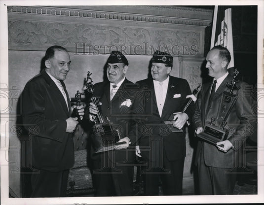1961 Press Photo Boxing Trophies. Honorary awards will be presented at the Arena - Historic Images