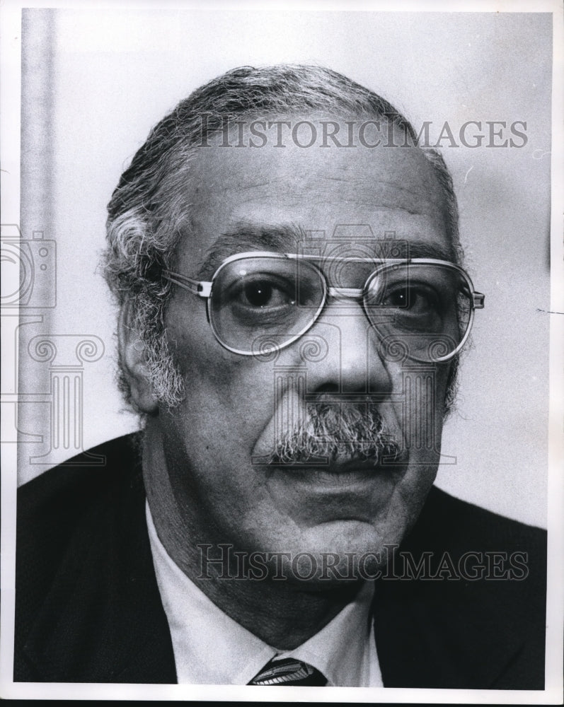 1975 Press Photo Sgt Edward F Coleman Jr head of security force Regional Transit - Historic Images