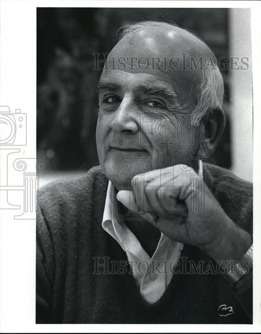 1988 Press Photo John Coleman CSU professor - Historic Images