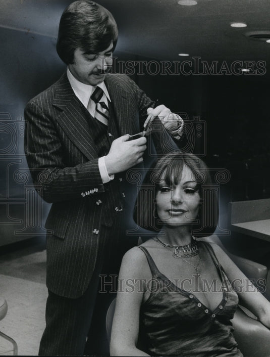 1975 Press Photo Tano Cosentino Hair Dressor Joey & Tano - cva07452 - Historic Images