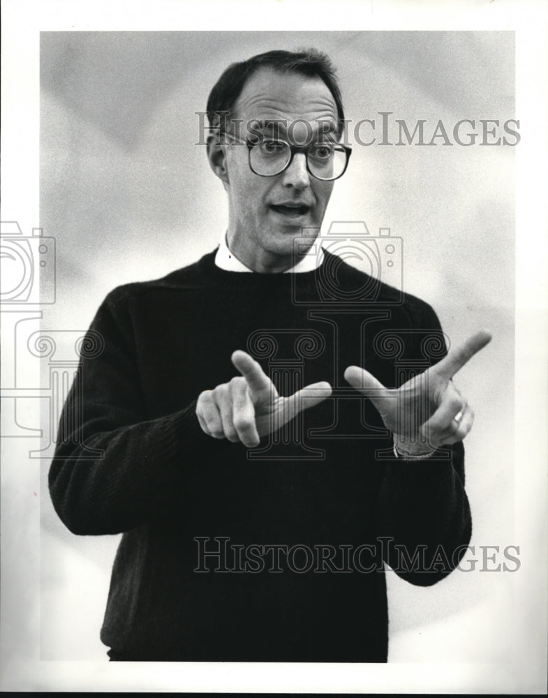 1984 Press Photo Oberlin High School math teacher Rudd Crawford, winner of award - Historic Images