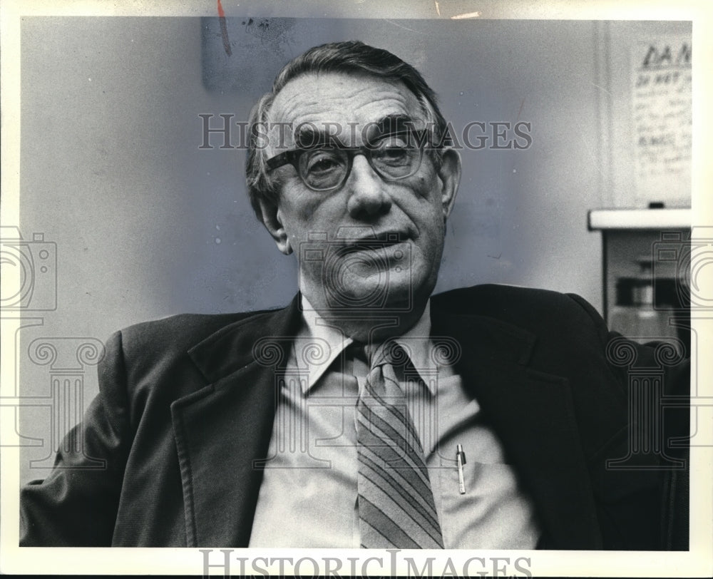 1979 Press Photo Dr John Culver - cva08555 - Historic Images
