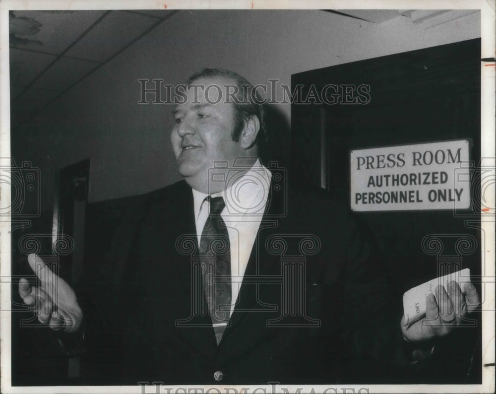 1973 Media Photo James F. Dickerson, Model Cities Grand Jury Witnesses - Historic Images