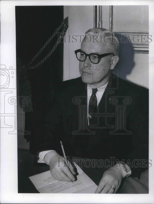 1968 Press Photo Charles P. Donohue, Law Director Strongville & North Royal - Historic Images