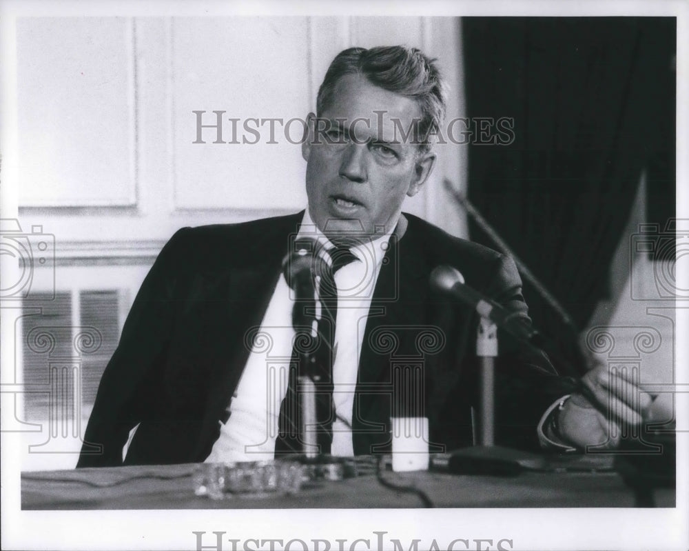 1969 Press Photo Hedley Donovan Editor of The times - Historic Images