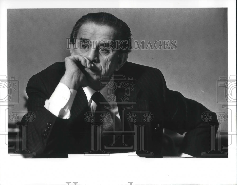 1988 Press Photo Edward DeBartolo interview - Historic Images