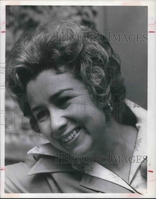 1974 Press Photo Sally K. Edbing President Of the Women's City Club. - Historic Images
