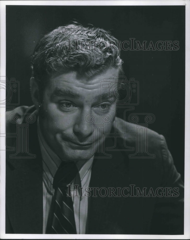 1971 Press Photo W Kiely Cronin Dir Dept Port Control Cleveland - cva09927 - Historic Images