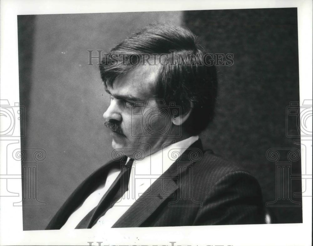 1986 Press Photo Councilman Philip G. Duke at Medina council meeting - Historic Images