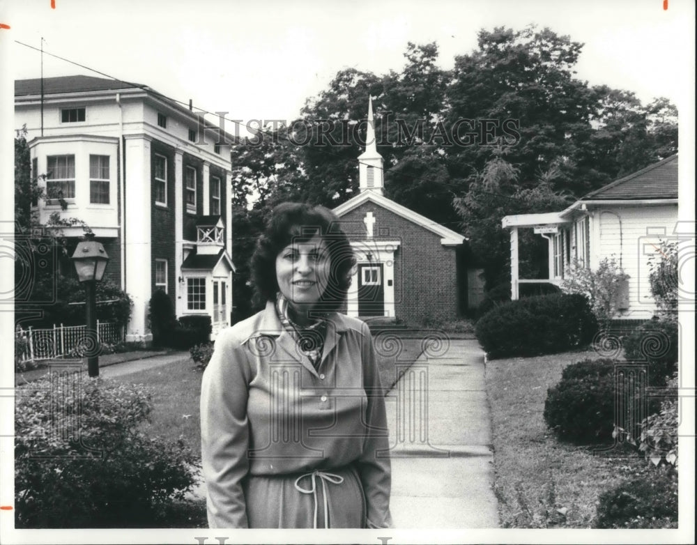 1981 Press Photo Charlotte Duva at St. Johns Home - Historic Images