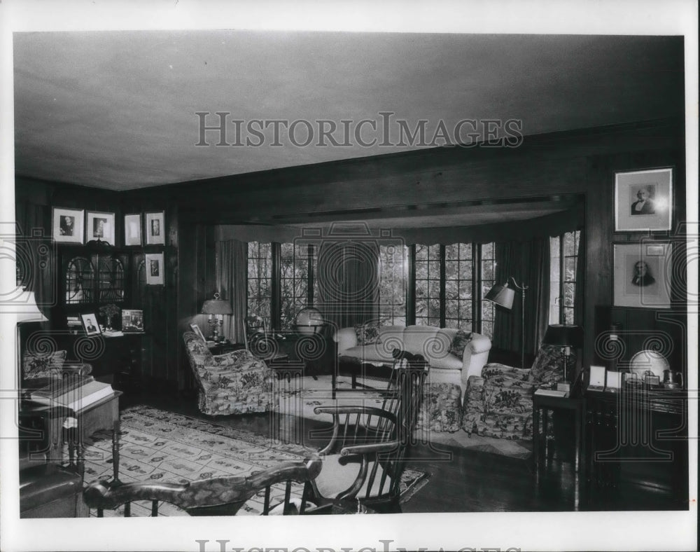 1973, Inside the home of Cyrus S. Eaton at Acadia Farms - cva10208 - Historic Images