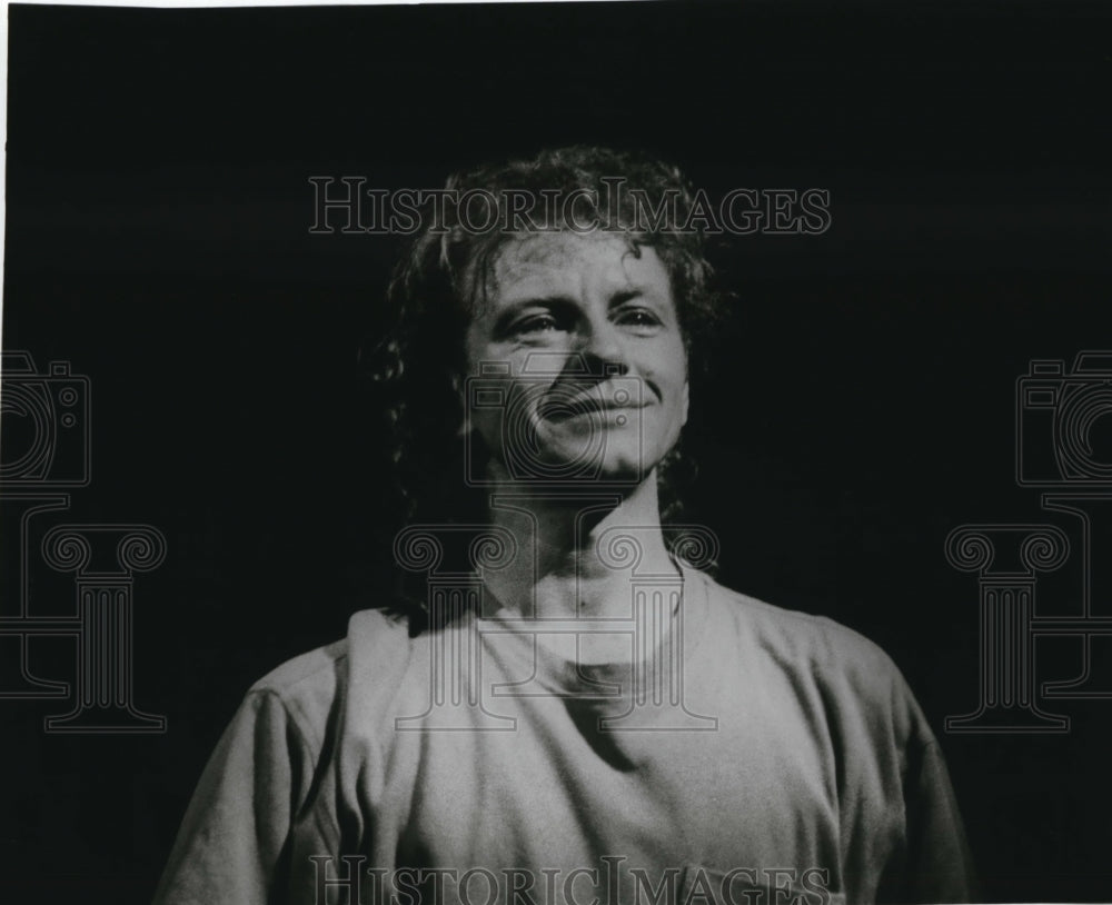 1993 Press Photo Brent Carver stars in Kiss of the Spider Woman-The Musical. - Historic Images