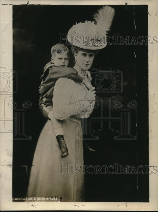 1953 The Prince Of Wales and Queen Mary of England  - Historic Images